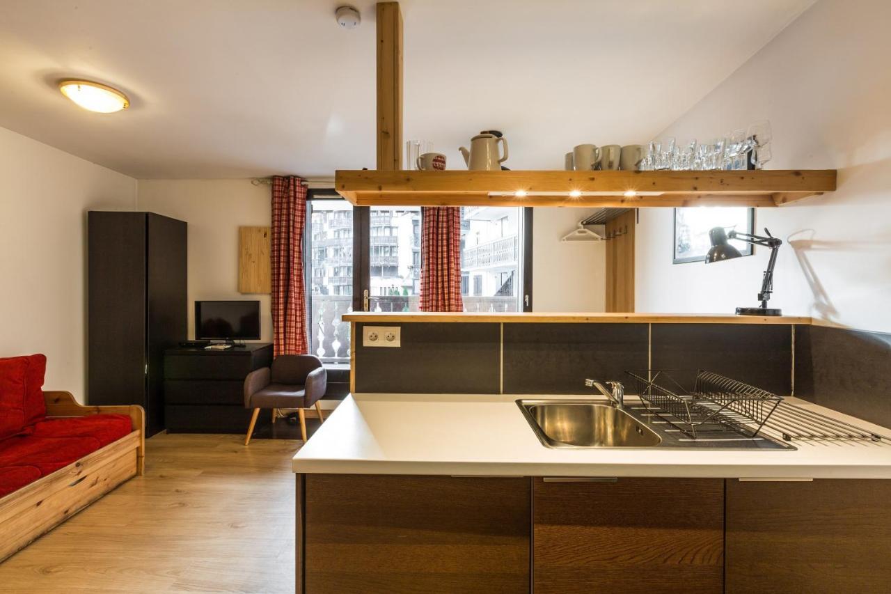 Apartment Marcel - Cosy Chamonix Haven Mont Blanc מראה חיצוני תמונה